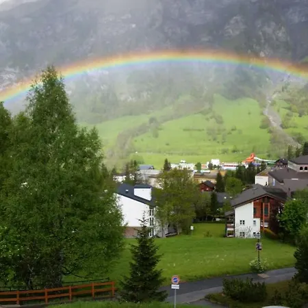 Laerchenwald 406 * 洛伊克巴德